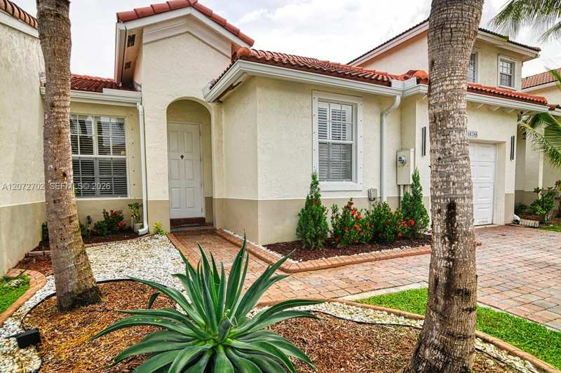 18788 SW 28th St, Miramar FL 33029