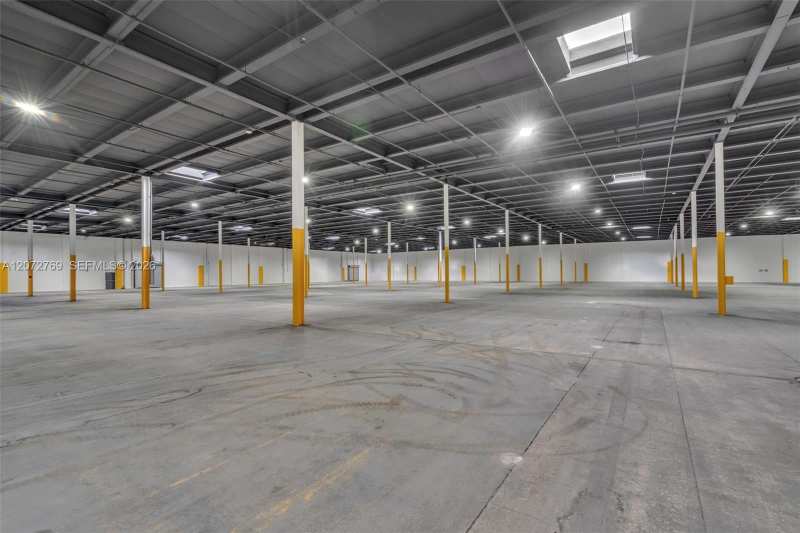6699 NW 36th Ave, Miami FL 33147
