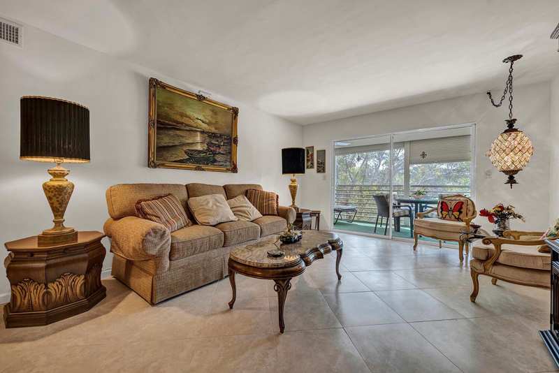 2202 LUCAYA Bend # C3, Coconut Creek FL 33066