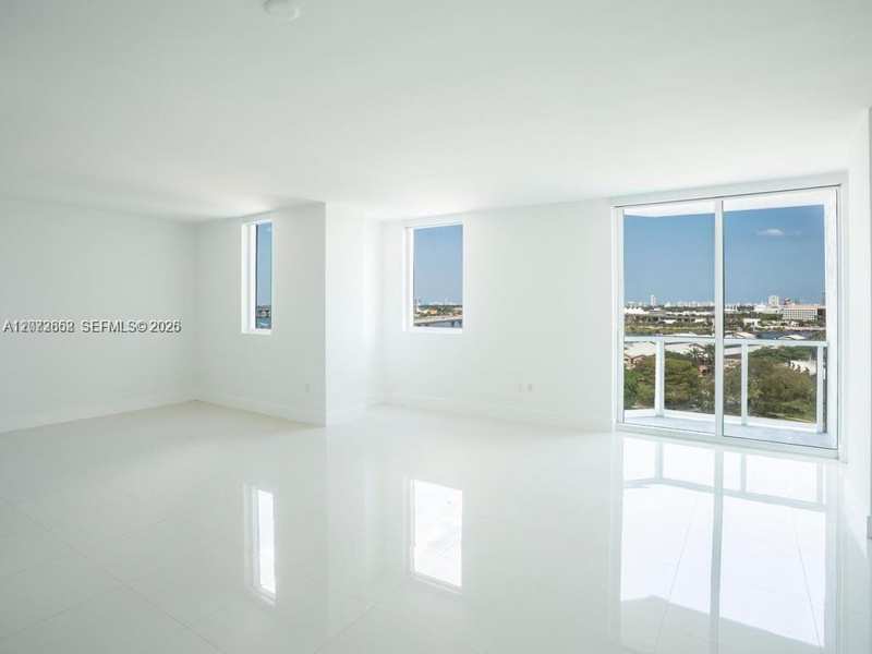 244 Biscayne Blvd # 1202, Miami FL 33132