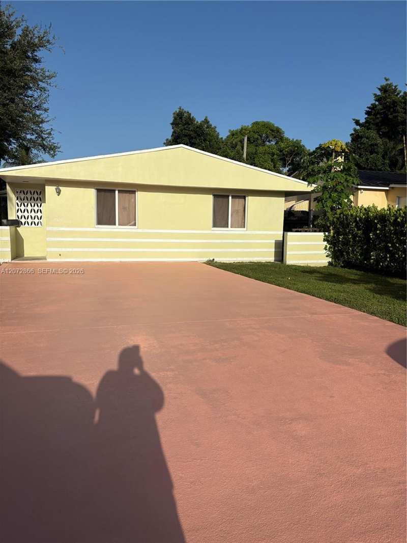 10831 NE 2nd Ct, Miami FL 33161
