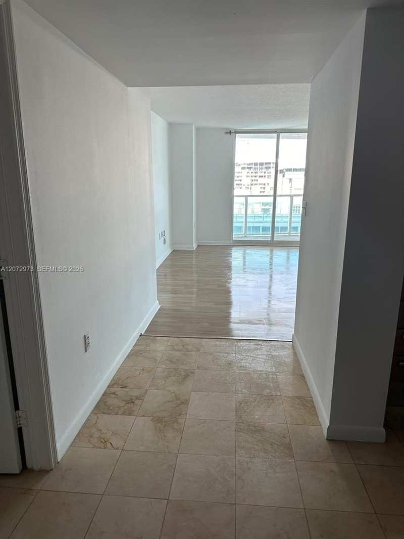 2101 Brickell Ave # 1902, Miami FL 33129