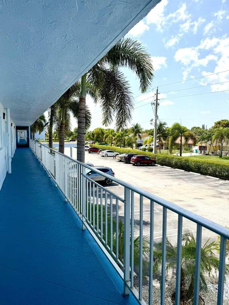 300 NE 26TH Avenue # 2010, Boynton Beach FL 33435
