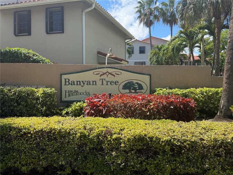 9716 Hammocks Blvd # 101, Miami FL 33196