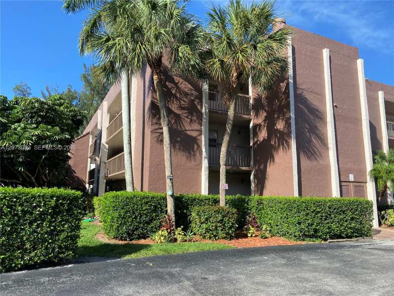 7020 Nova Dr # 209D, Davie FL 33317