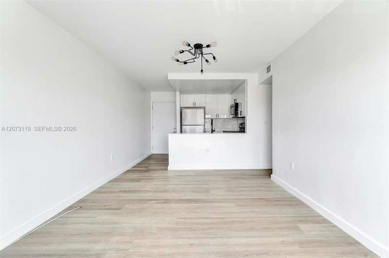 620 SW 10th St # 305, Miami FL 33130