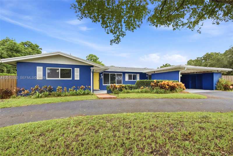 341 SW 54th Ave, Plantation FL 33317