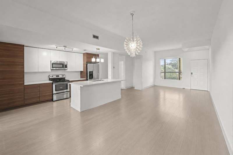 7535 La Paz Boulevard # 209, Boca Raton FL 33433
