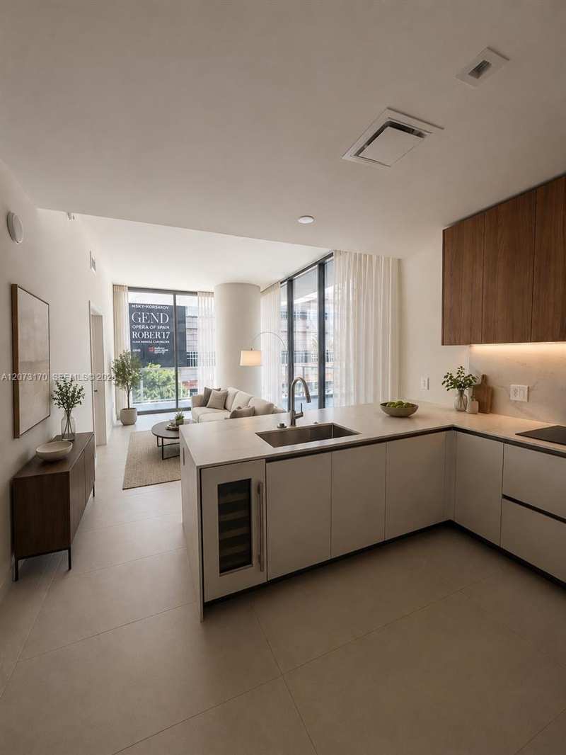 1400 Biscayne Blvd # 202, Miami FL 33132