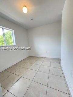 1613 NW 16th Ave # 203, Miami FL 33125