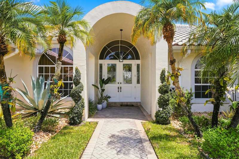 10739 STONEBRIDGE Boulevard, Boca Raton FL 33498