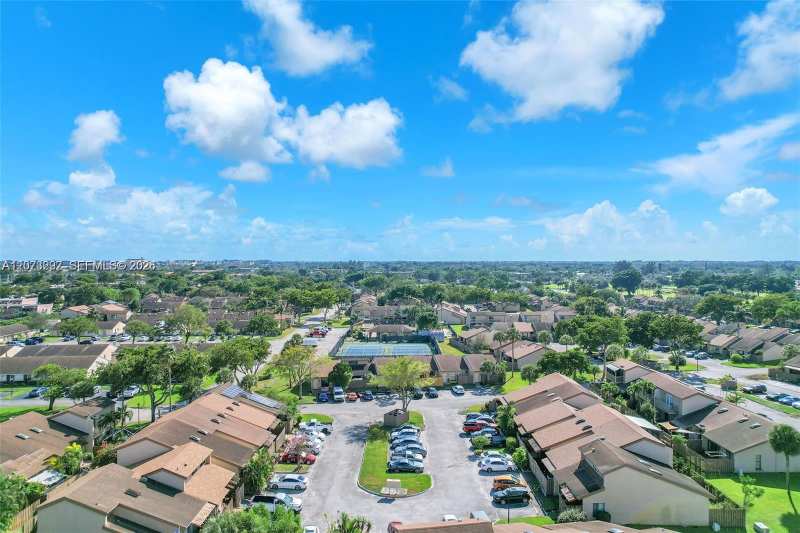 1925 SW 81st Ter, Davie FL 33324