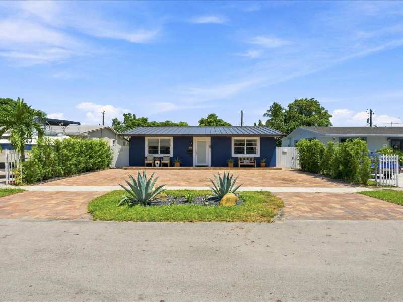363 E 62ND Street, Hialeah FL 33013