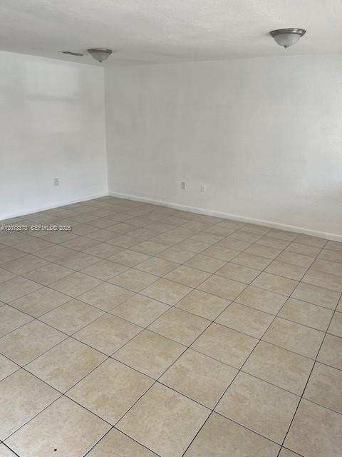 2735 NW 131 ST # 2735, Opa-Locka FL 33054