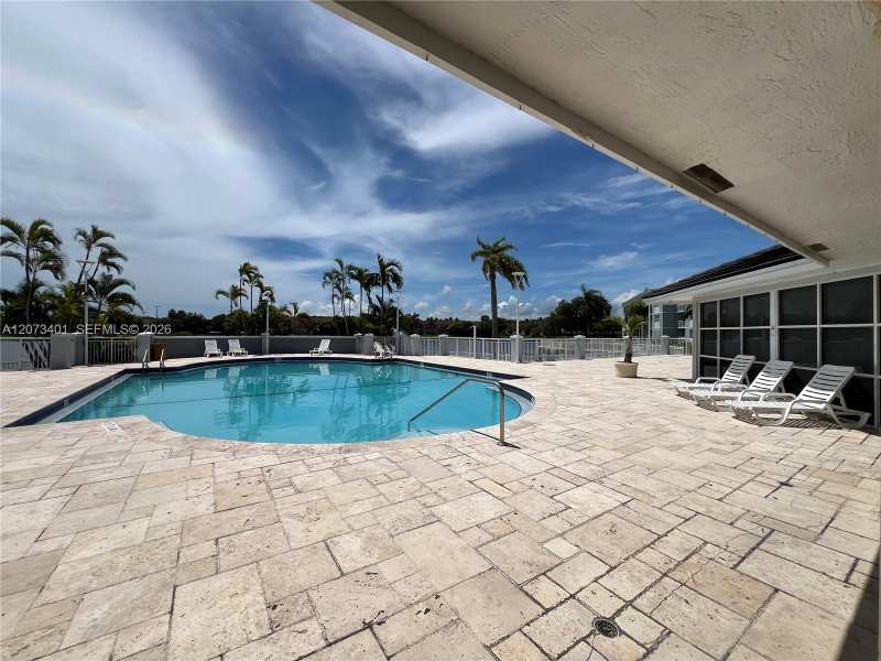 8580 SW 212th St # 105, Cutler Bay FL 33189