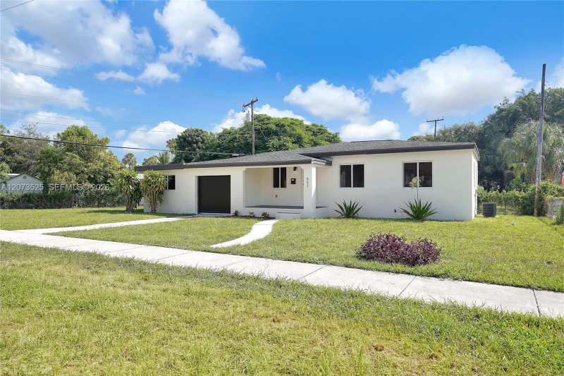 657 Ahmad St, Opa-Locka FL 33054