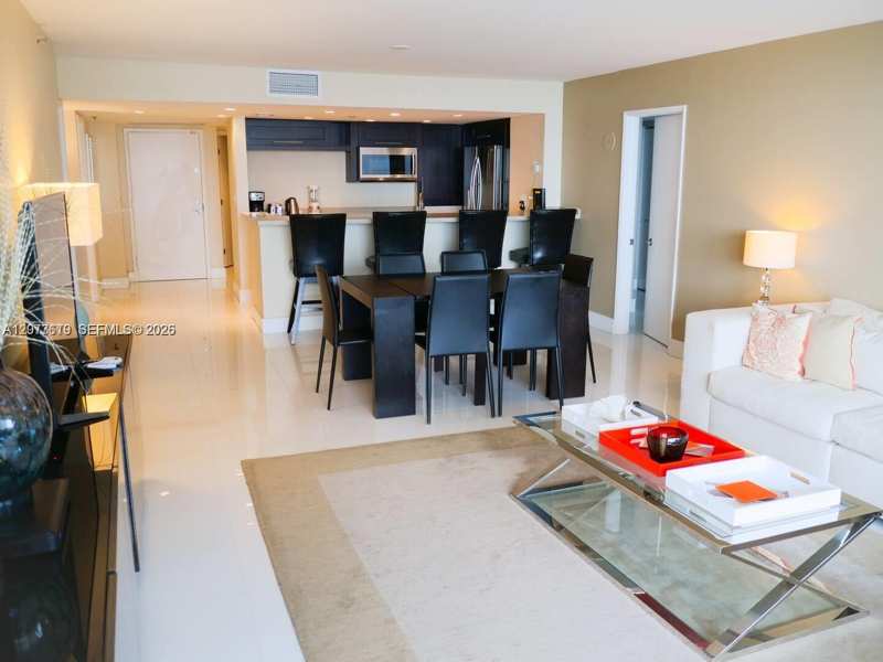 1717 N Bayshore Dr # 3847, Miami FL 33132
