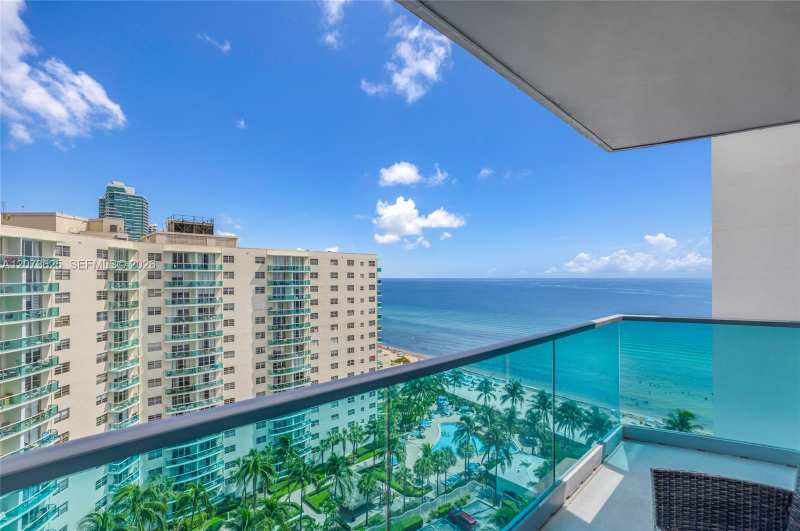 4001 S Ocean Dr # 15P, Hollywood FL 33019