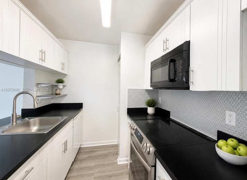 9730 Hammocks Blvd # 28, Miami FL 33196