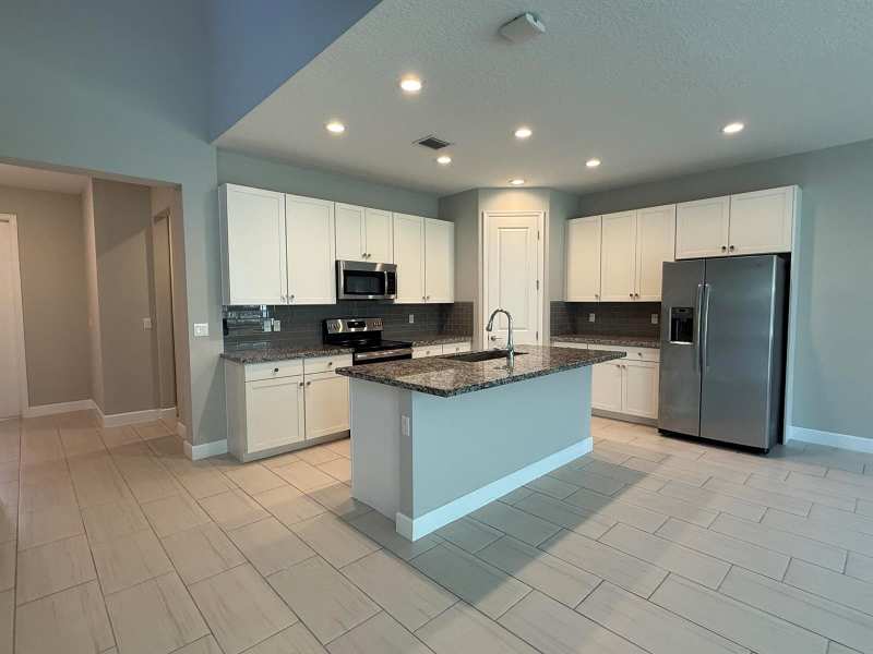 9028 Kingsmoor Way, Lake Worth FL 33467