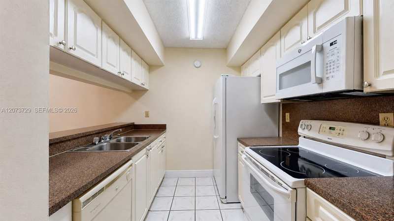 18296 Mediterranean Blvd # 4, Hialeah FL 33015