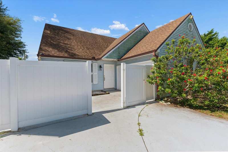 5414 SUNRISE Boulevard, Delray Beach FL 33484