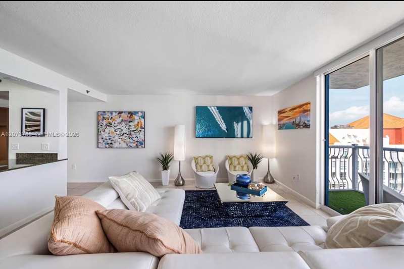 1200 Brickell Bay Dr # 4101, Miami FL 33131