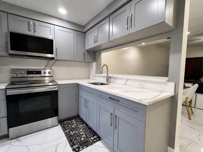 5512 Pageant Pl, Margate FL 33063