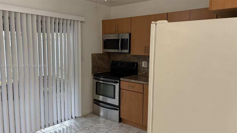 408 NE 18th Ave # 4, Homestead FL 33033