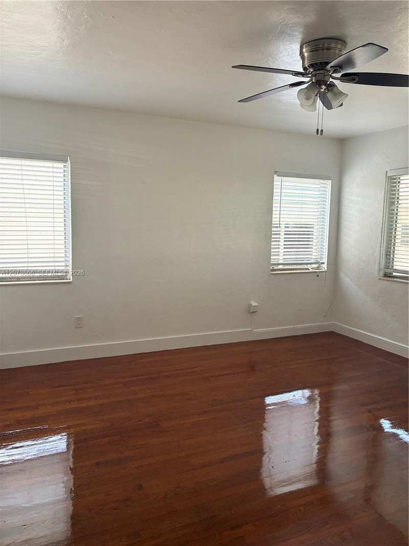 8020 Abbott Ave # 4, Miami Beach FL 33141
