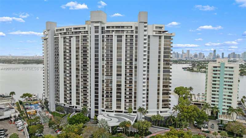 9 Island Ave # 2207, Miami Beach FL 33139