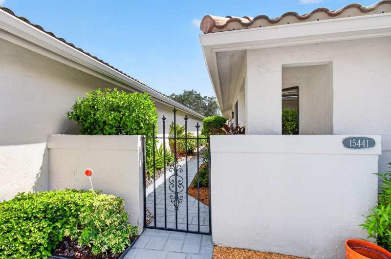 15441 Strathearn Drive, Delray Beach FL 33446