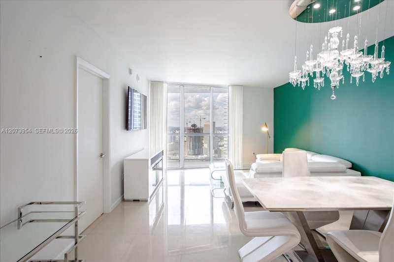 465 Brickell Ave # 4306, Miami FL 33131