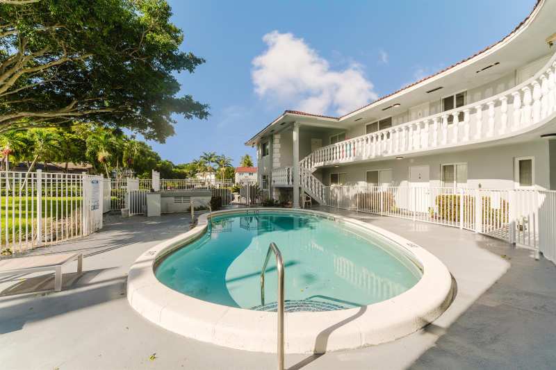 431 W CAMINO REAL # 25, Boca Raton FL 33432