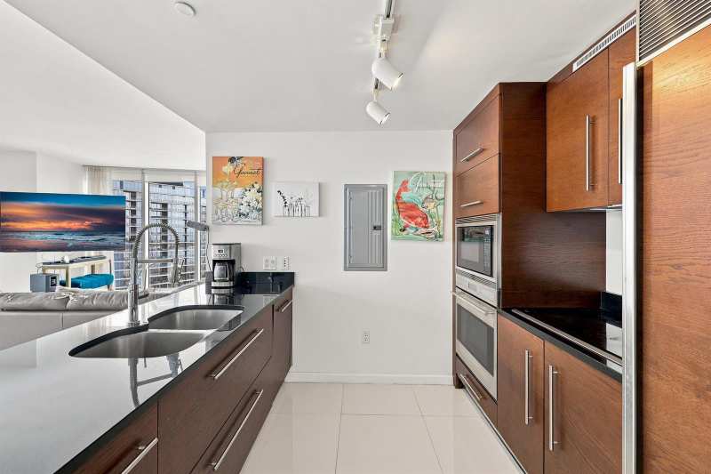 465 BRICKELL Avenue # 5102, Miami FL 33131
