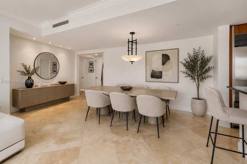 901 Brickell Key Blvd # 2801, Miami FL 33131