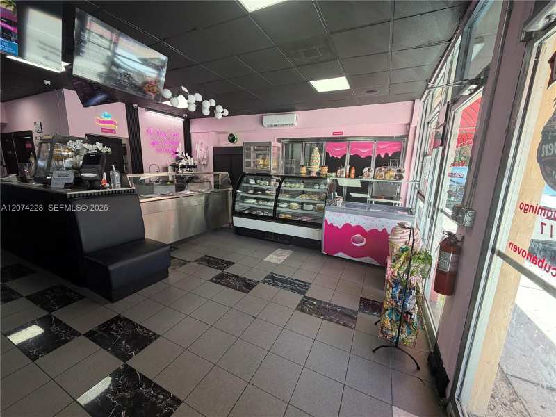 Restaurant E For Sale, Hialeah FL 33010