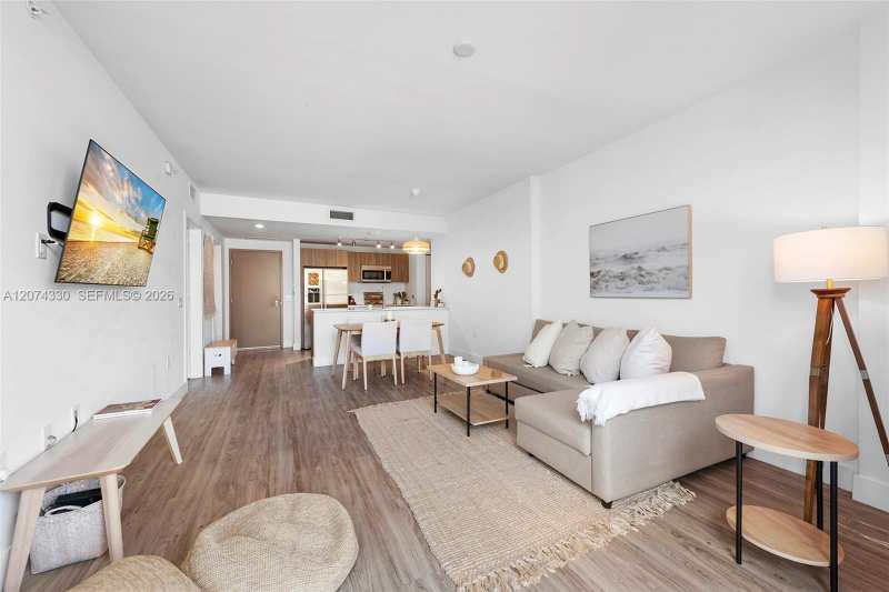 201 SW 17th Rd # 411, Miami FL 33129
