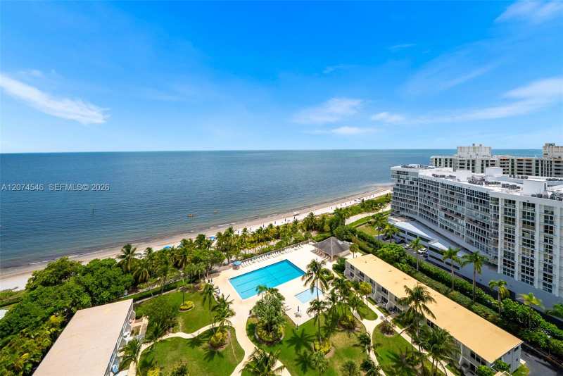 881 Ocean Dr # 16F, Key Biscayne FL 33149