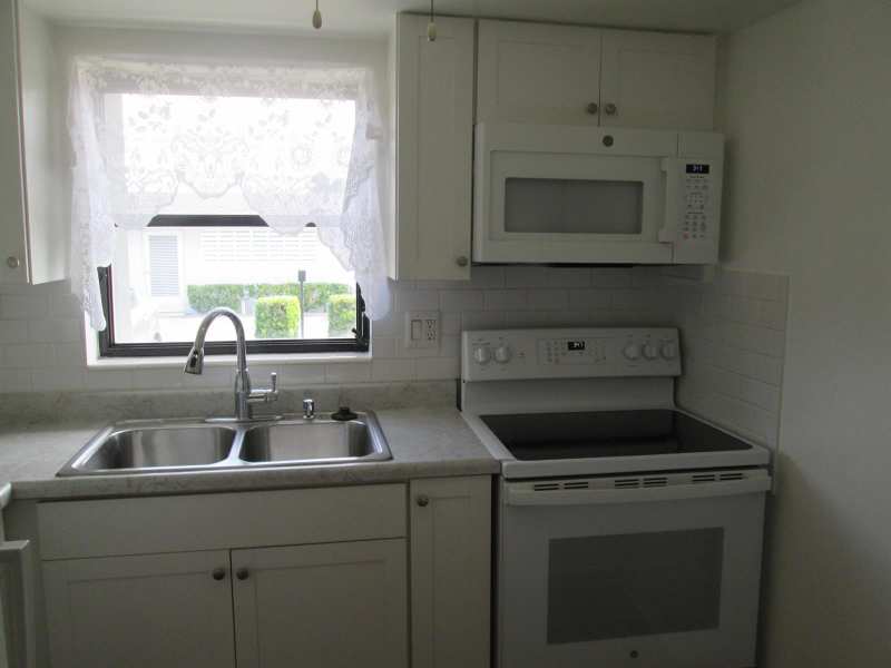 2611 W BARKLEY Drive W, West Palm Beach FL 33415