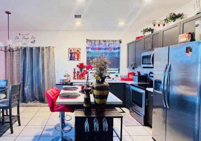 21463 NE 3rd Path, Miami FL 33179