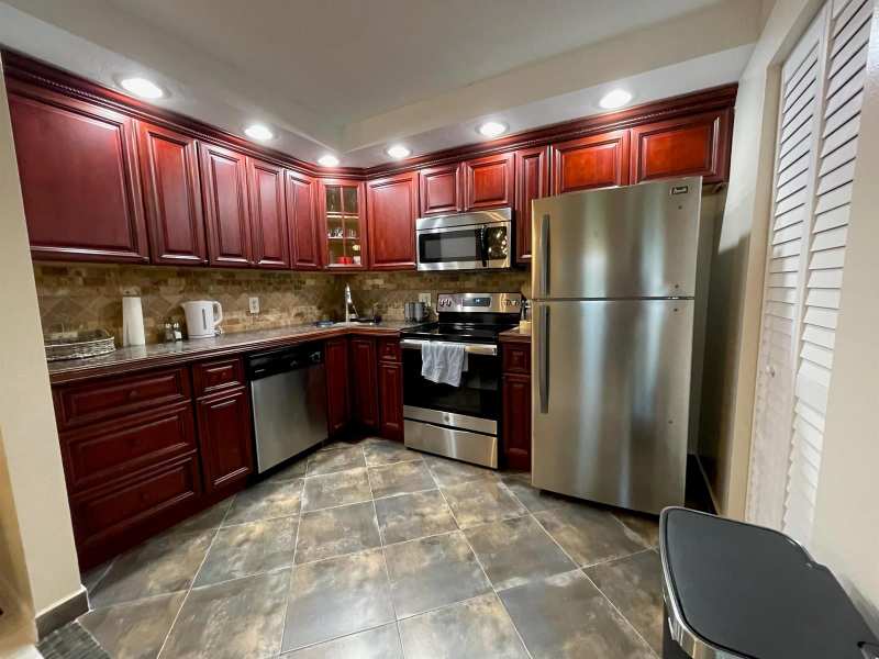 4988 SABLE PINE Circle # D1, West Palm Beach FL 33417