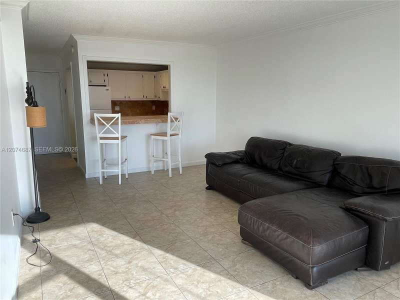 WOODSIDE APTS CONDO