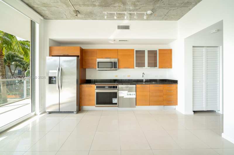 3470 E Coast Ave # H0910, Miami FL 33137