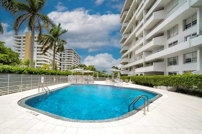 199 Ocean Lane Dr # 902, Key Biscayne FL 33149