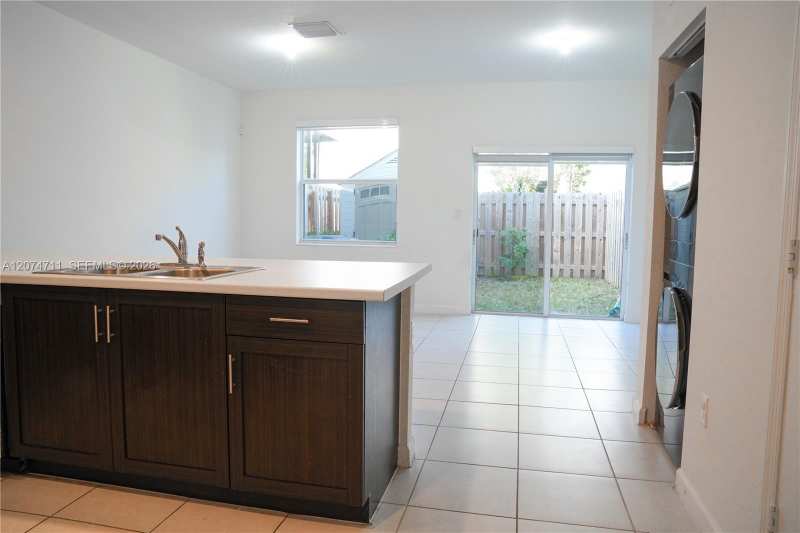 2683 SE 19th St, Homestead FL 33035