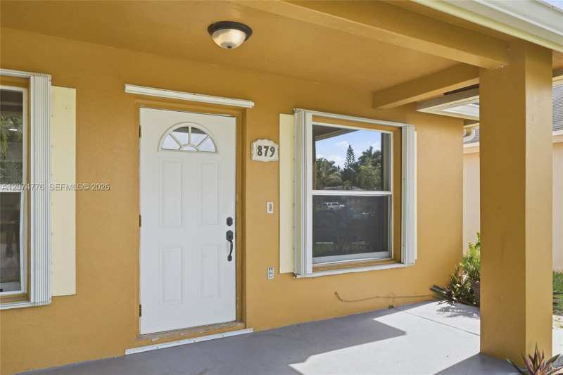 879 SW 10th St # 0, Florida City FL 33034