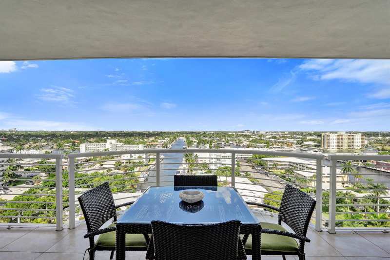 2831 N Ocean Boulevard, Fort Lauderdale FL 33308