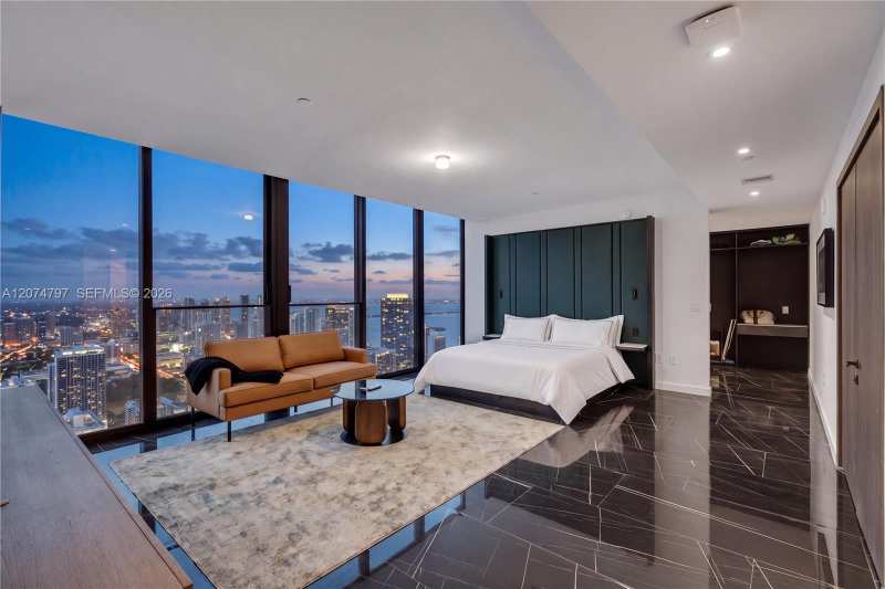 20 NE 11th Street # 6101, Miami FL 33132