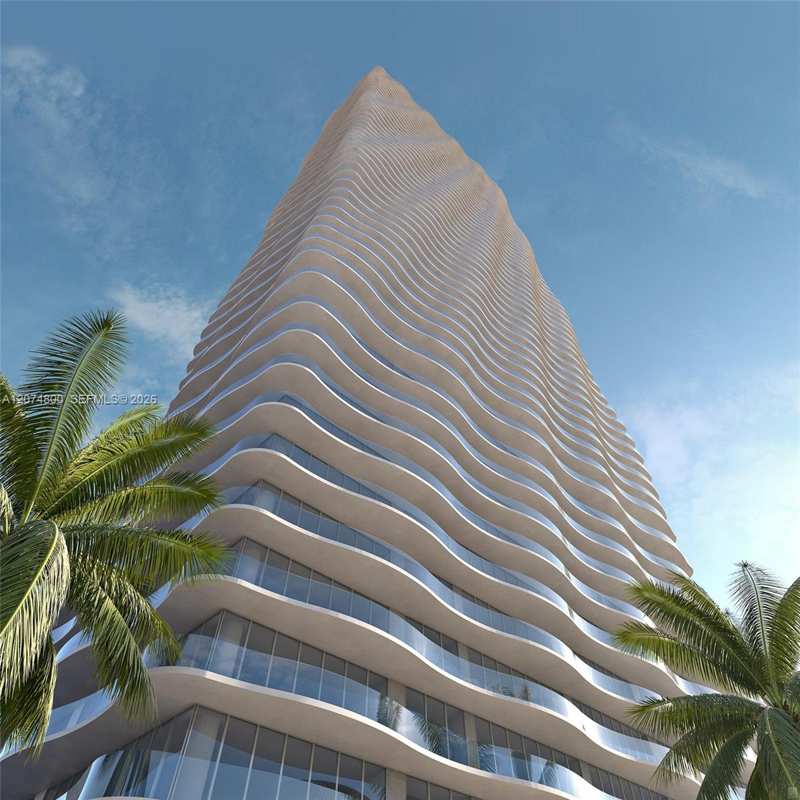1400 Biscayne Boulevard # 2702, Miami FL 33132